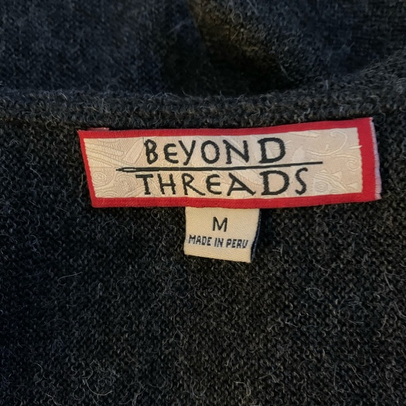 Beyond Threads Ruffled Cardigan - Picture 4 of 5